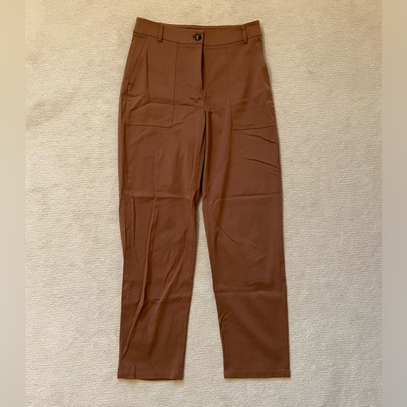 RW&Co High-Waisted Cargo Tapered Pant - Picture 3 of 5